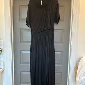 Latched Mama Petal Front Black Midi Dress